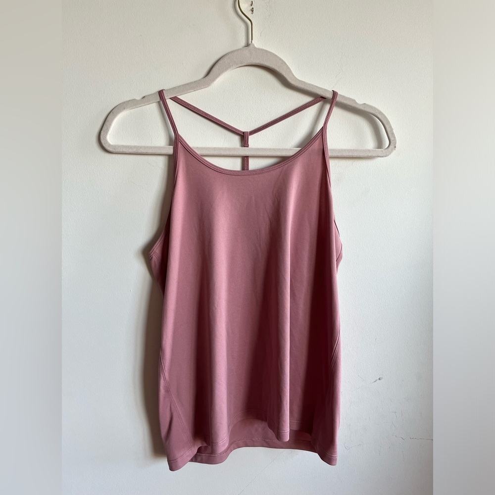 Aritzia TNA Activewear tank top Small